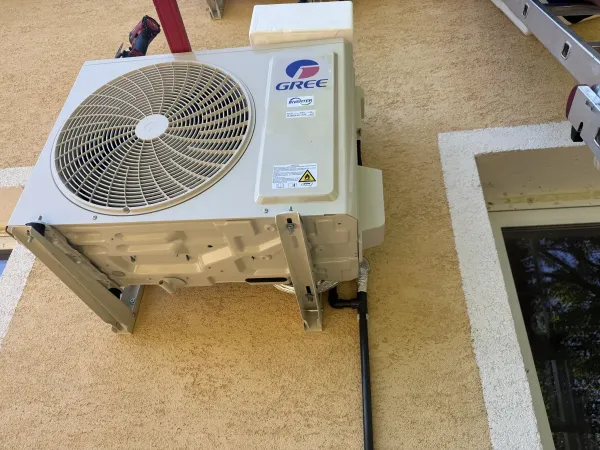 Vörösmarty utcában szereltünk 4db Gree Comfort Pro készüléket